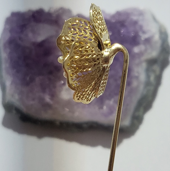 Vintage flower stick pin + bear stick pin - Picture 4 of 10